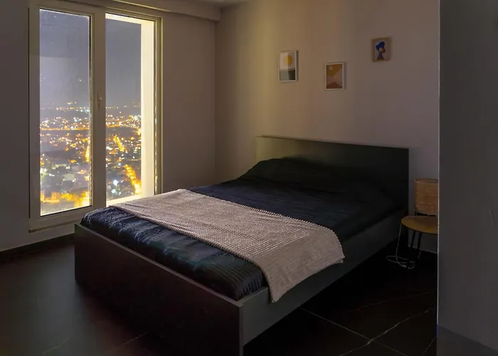 Apartman Digital Nomad Penthouse - 250m2 With 5 Bedrooms And Fast Wi-fi - Monitors Included
